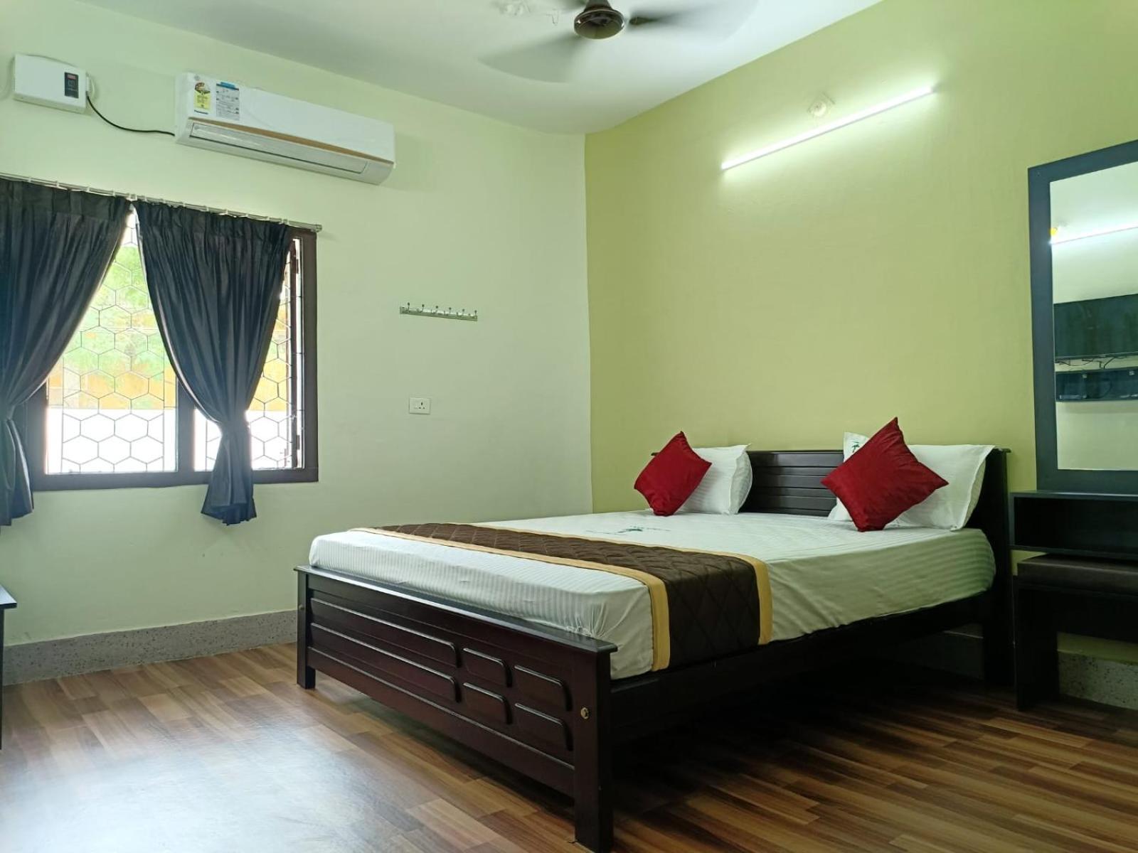 Hotel Tamilnadu-Unit 2 Rāmeswaram Екстериор снимка